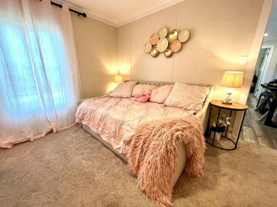 Pink Flamingo House Villa Cocoa Bagian luar foto